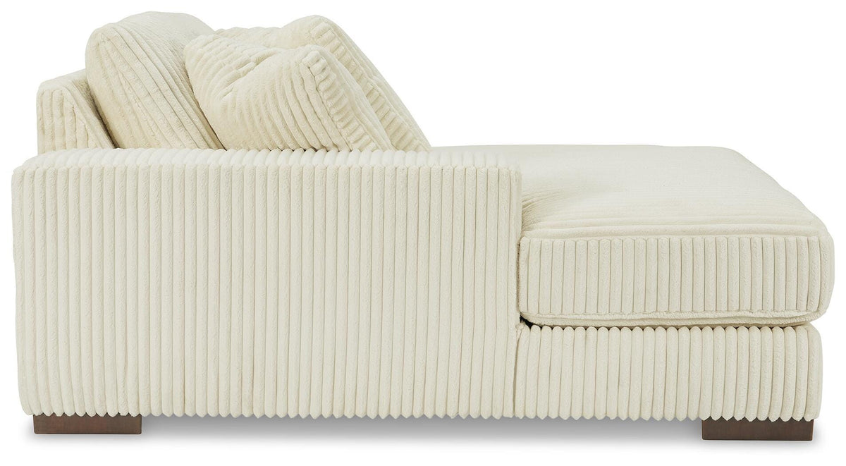 Lindyn 4-Piece Sectional with Chaise