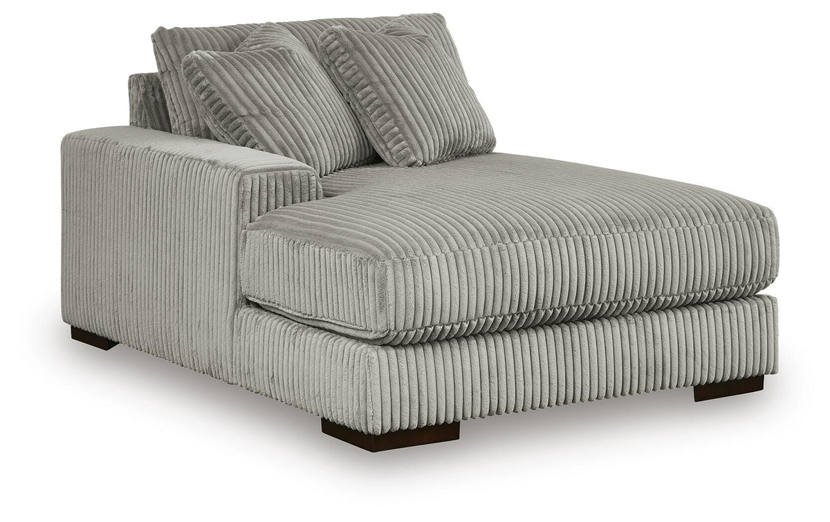 Lindyn 3-Piece Sectional with Ottoman