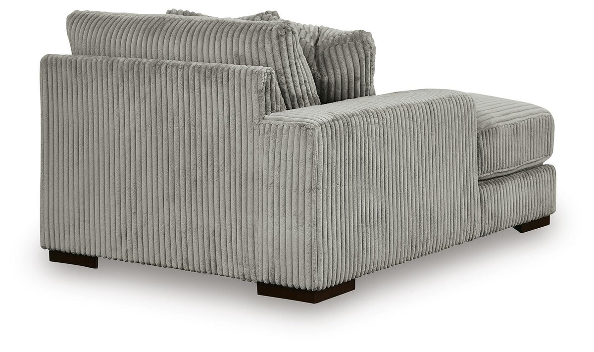 Lindyn 3-Piece Sectional with Ottoman