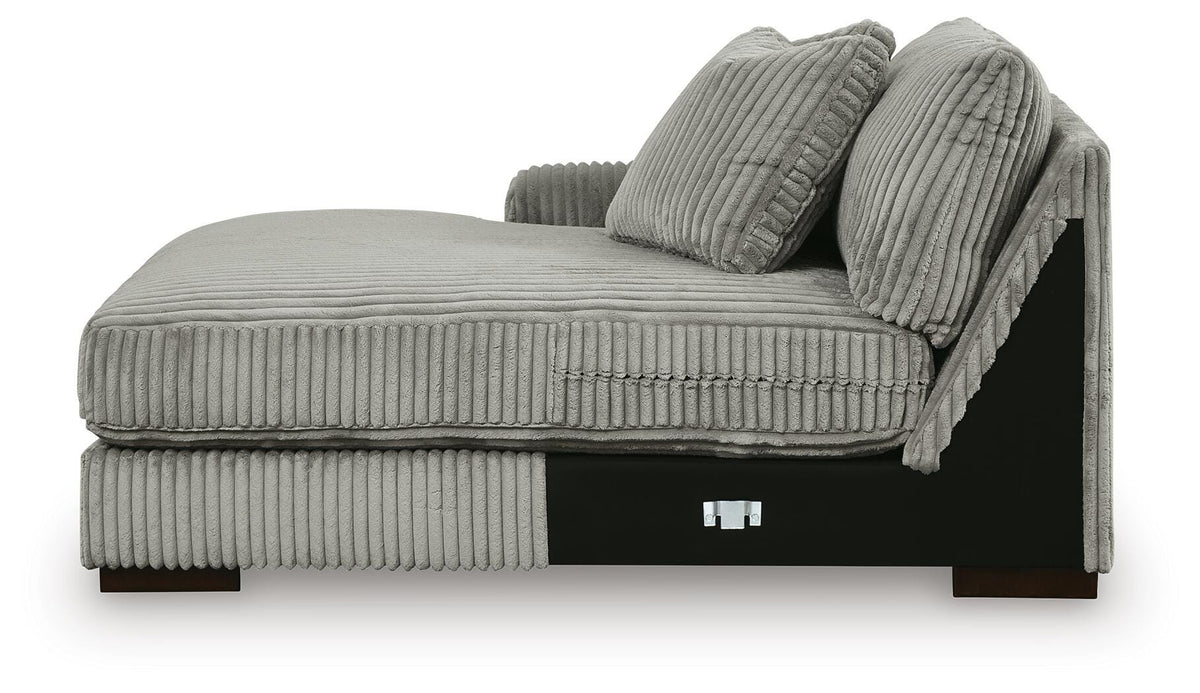 Lindyn 3-Piece Sectional with Ottoman
