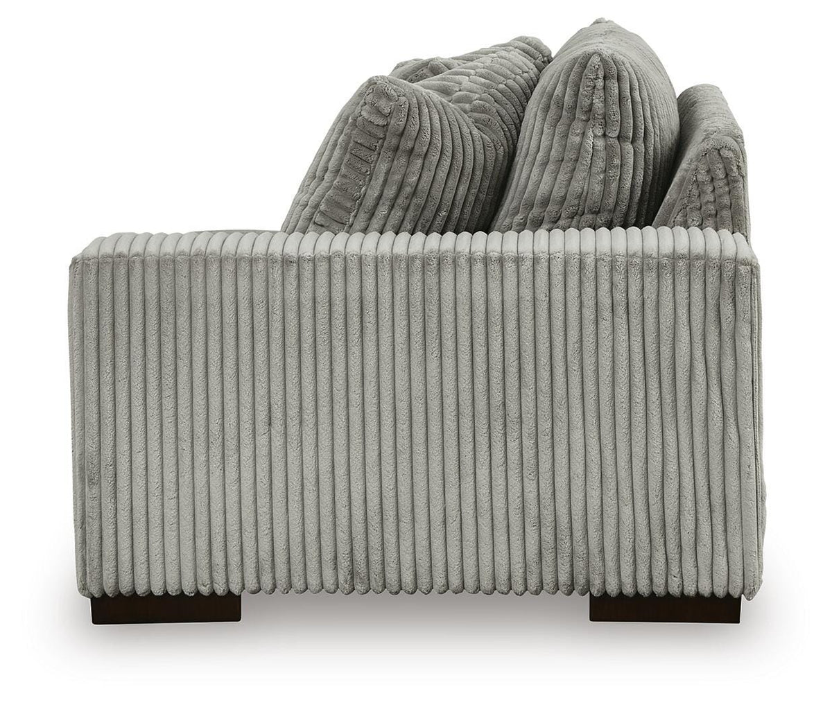 Lindyn 3-Piece Sectional with Ottoman