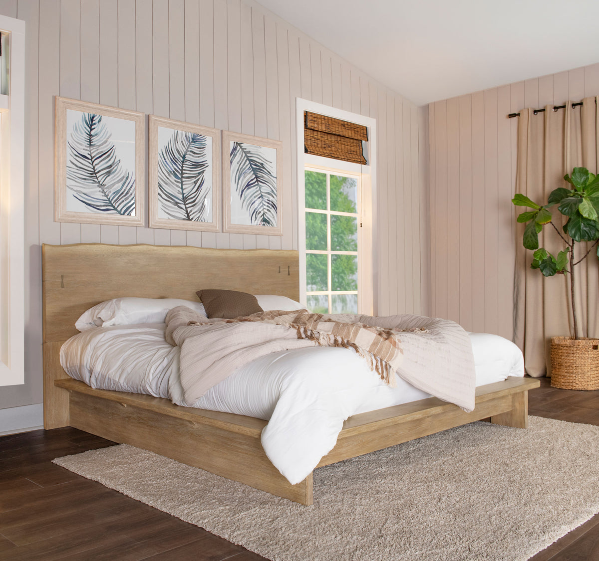 Stillwater Queen Platform Weathered Oak