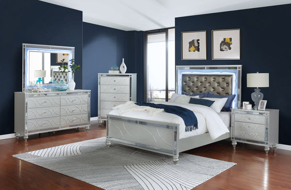 Gunnison Panel Bedroom Set Silver Metallic