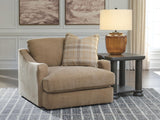 ChloeeAnne Oversized Chair