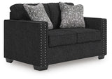 Jasmine Peaks Loveseat