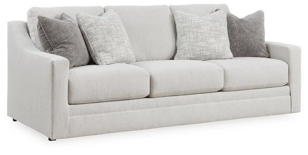 Maitelynn Sofa