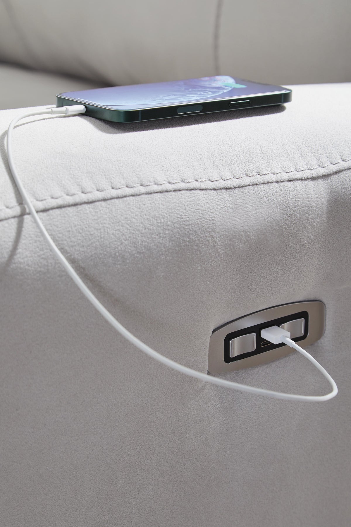 Social Pointe Power Recliner