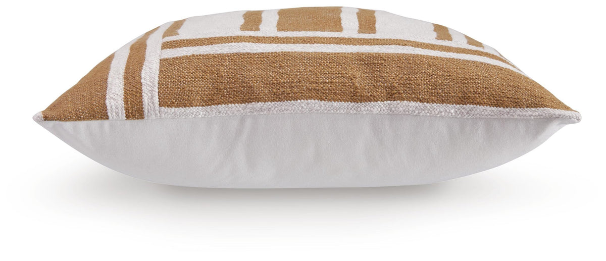 Darrman Pillow