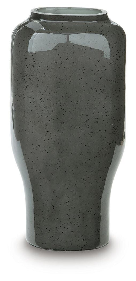 Kierlain Vase