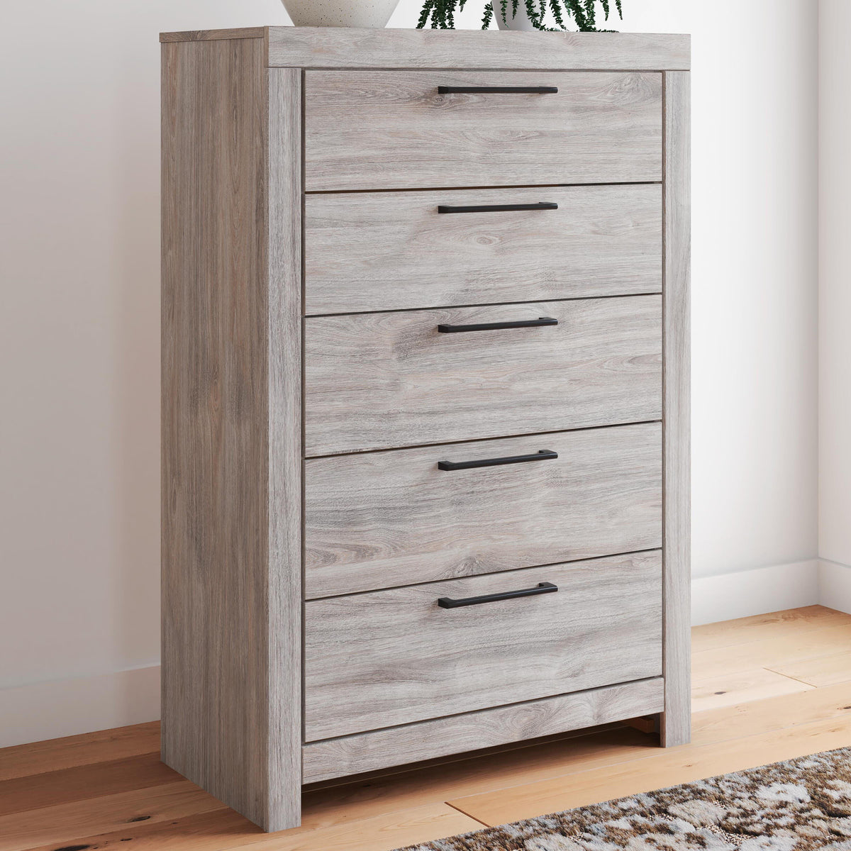 Broachmyn Chest of Drawers