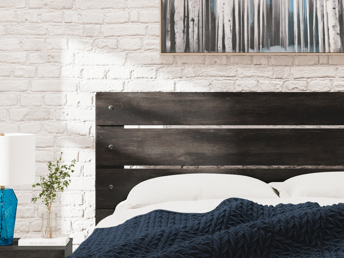Hollivern Queen Panel Bed, Dresser and Mirror