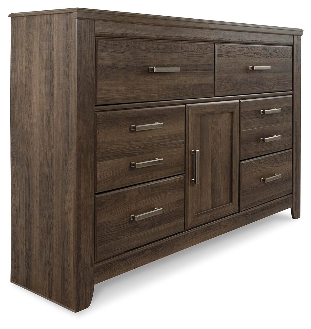 Juararo Queen Poster Bed, 2 Dressers, Mirror and 2 Nightstands
