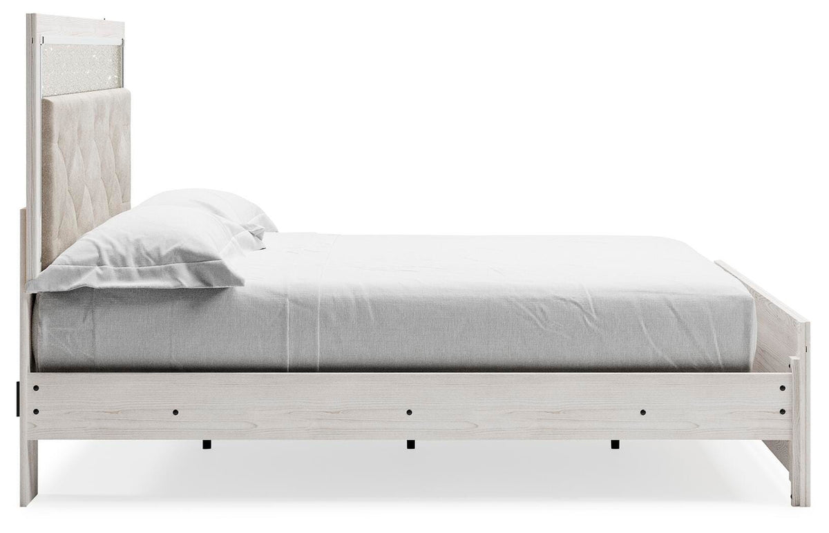Altyra King Panel Bed, Chest and 2 Nightstands
