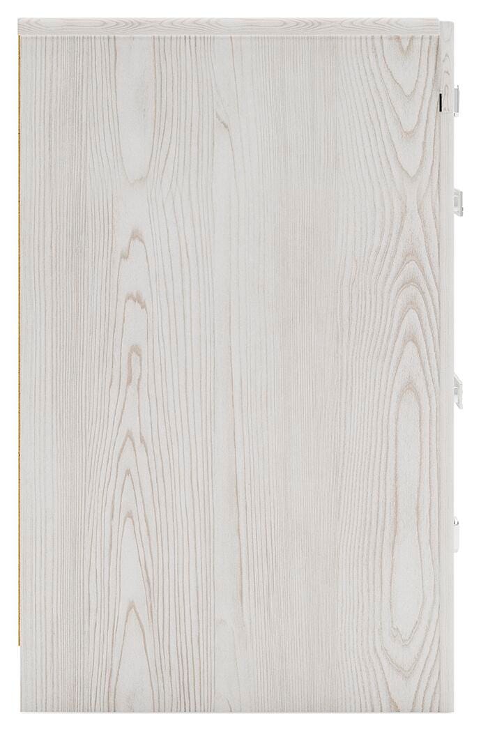 Altyra King Panel Bed, Chest and 2 Nightstands