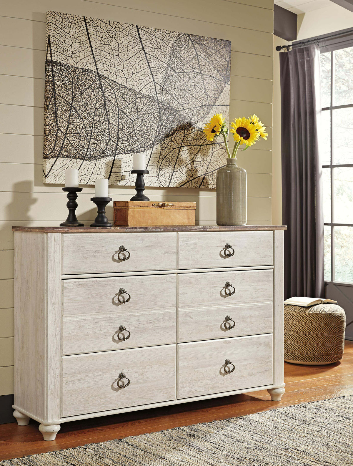 Willowton Dresser and 2 Nightstands