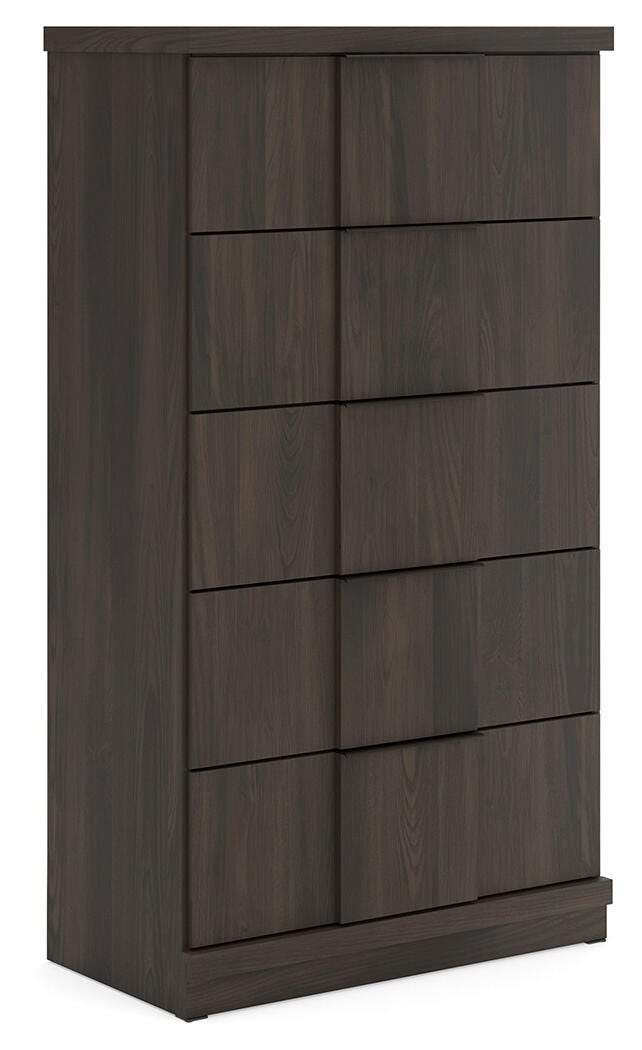 Shaehartin Chest of Drawers