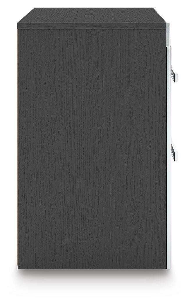 Zuraleus King Panel Bed, Dresser, Mirror and Nightstand