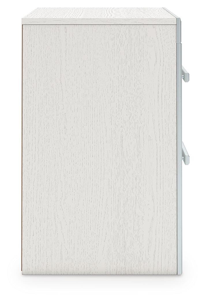 Zuraleus Queen Storage Bed, Dresser, Mirror and Nightstand