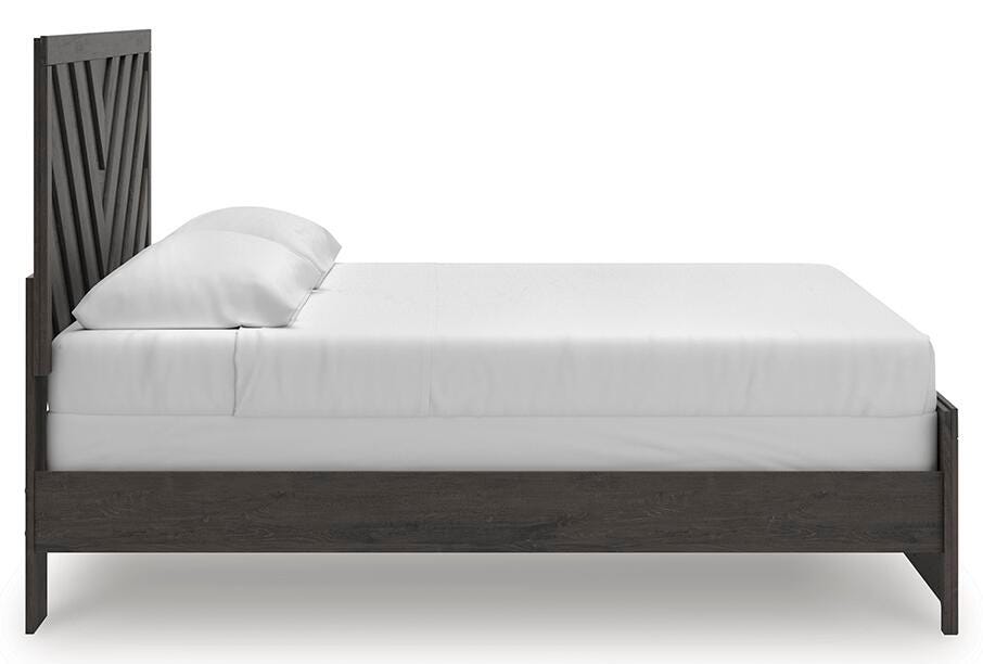 Prendonea King Panel Bed and 2 Nightstands