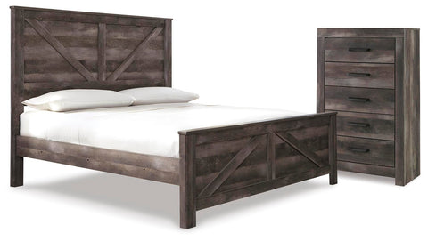 Wynnlow King Crossbuck Panel Bed and Chest