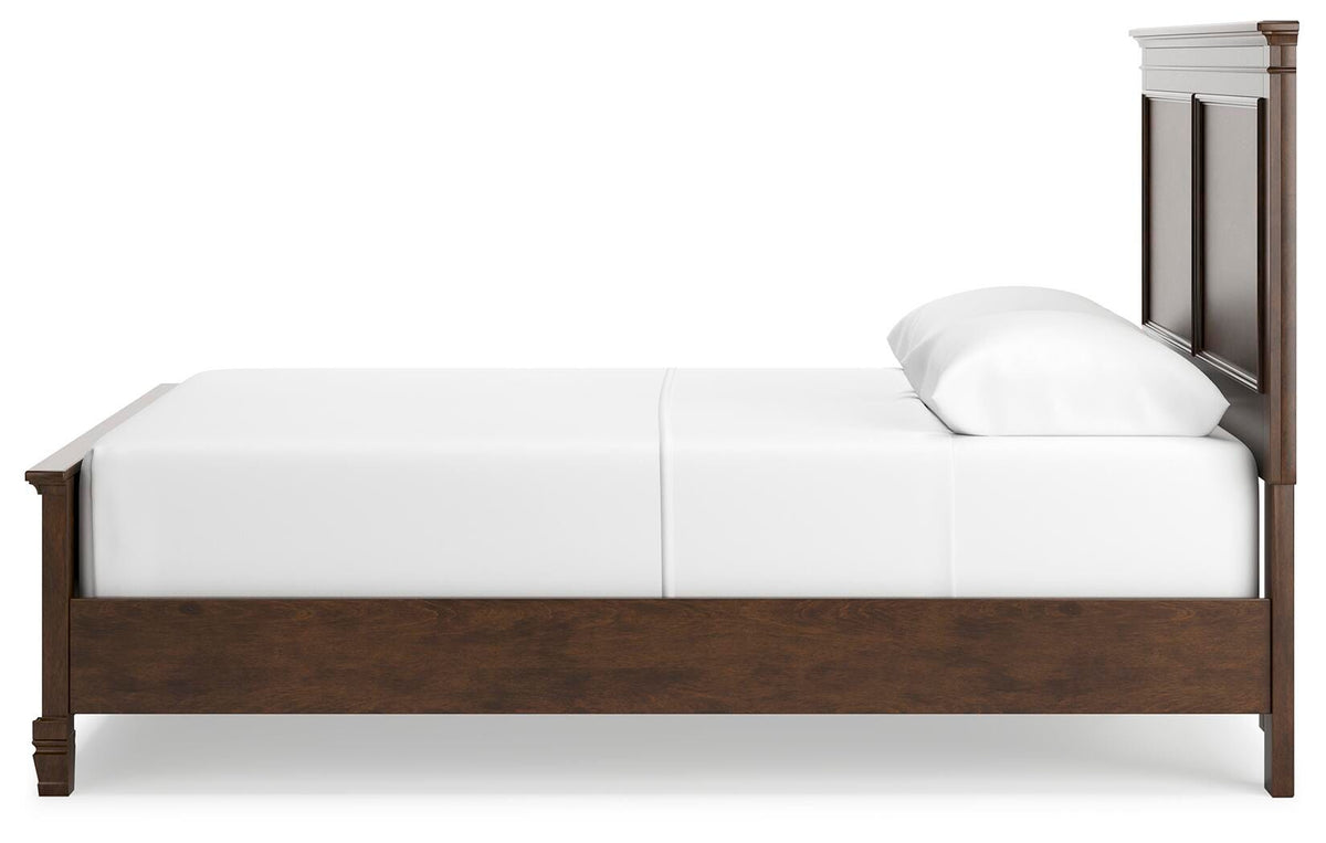 Danabrin Queen Panel Bed