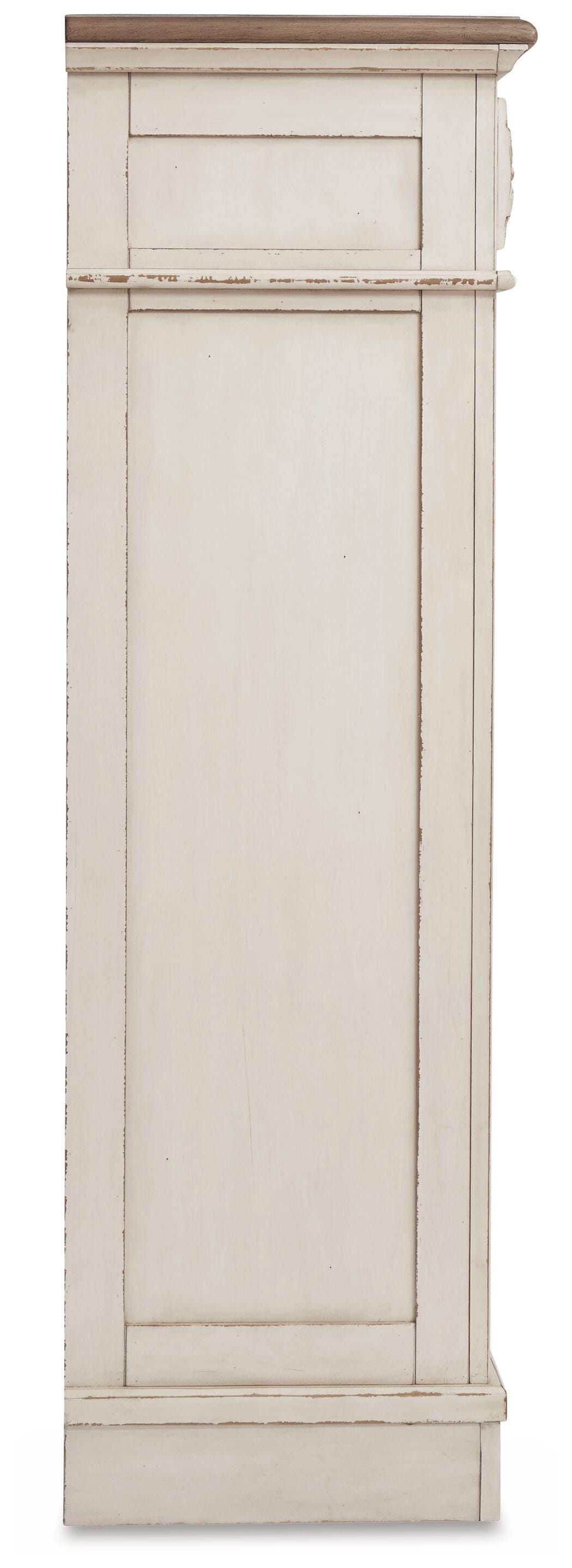 Realyn Queen Upholstered Bed, Dresser, Mirror, Chest and Nightstand