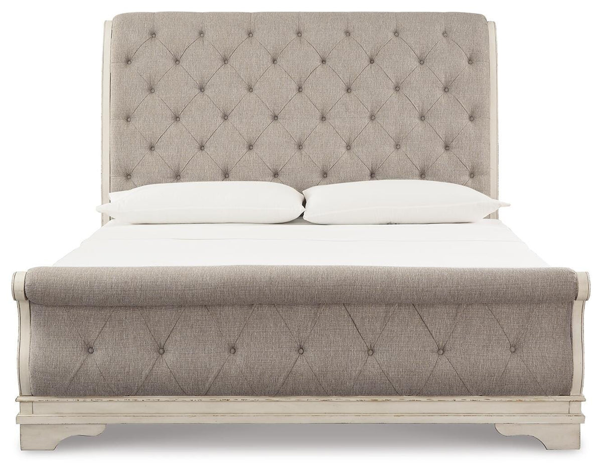 Realyn Queen Upholstered Sleigh Bed and Chest