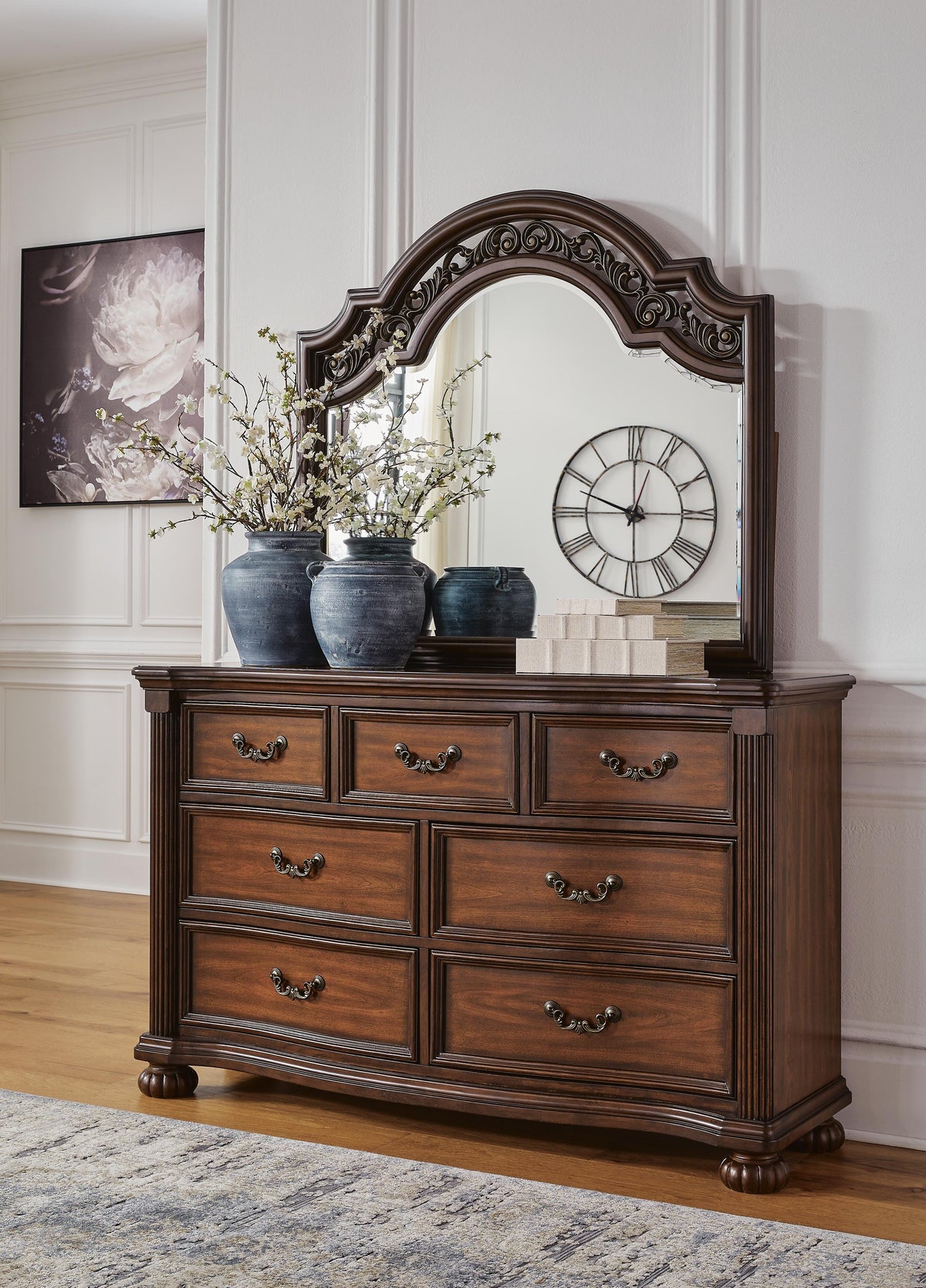 Lavinton Queen Poster Bed, Dresser, Mirror and Nightstand