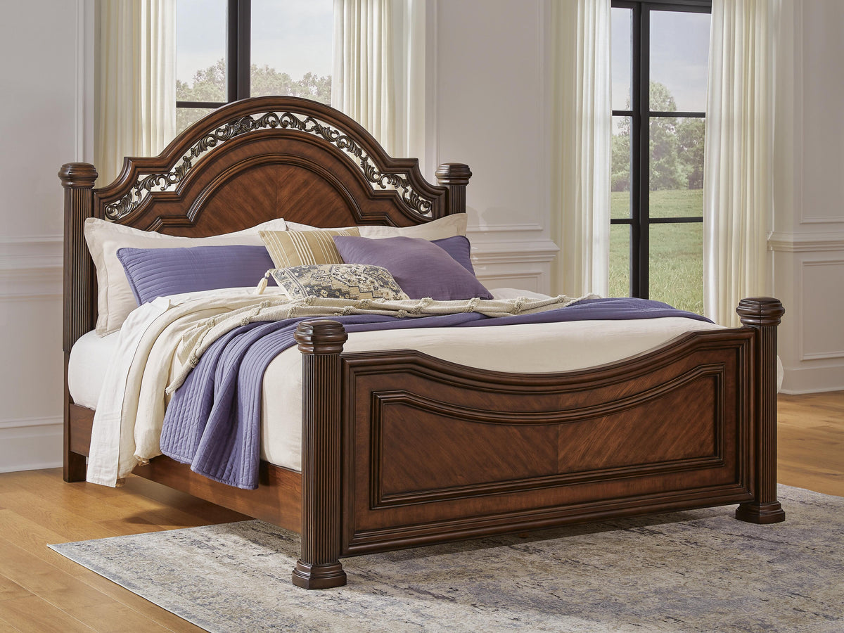 Lavinton California King Poster Bed