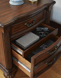Lavinton Queen Poster Bed, Dresser, Mirror, Chest and 2 Nightstands