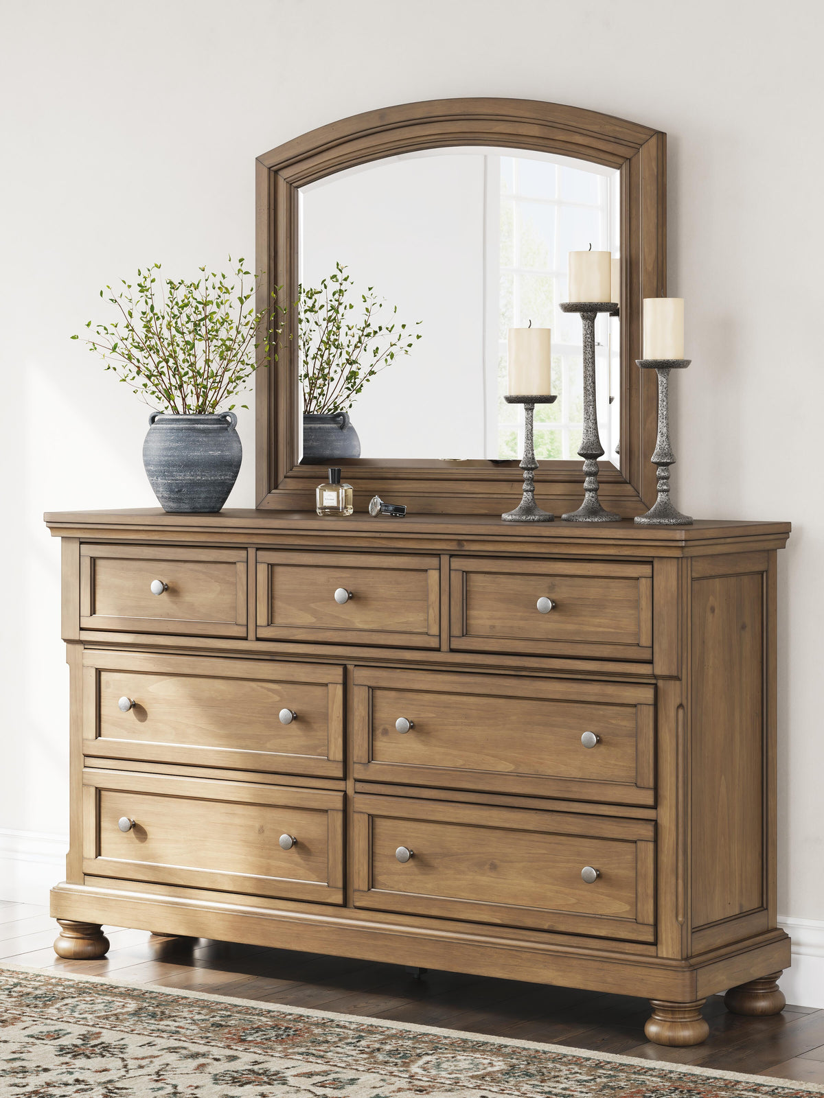 Feddinger Queen Panel Bed, Dresser, Mirror, Chest and 2 Nightstands