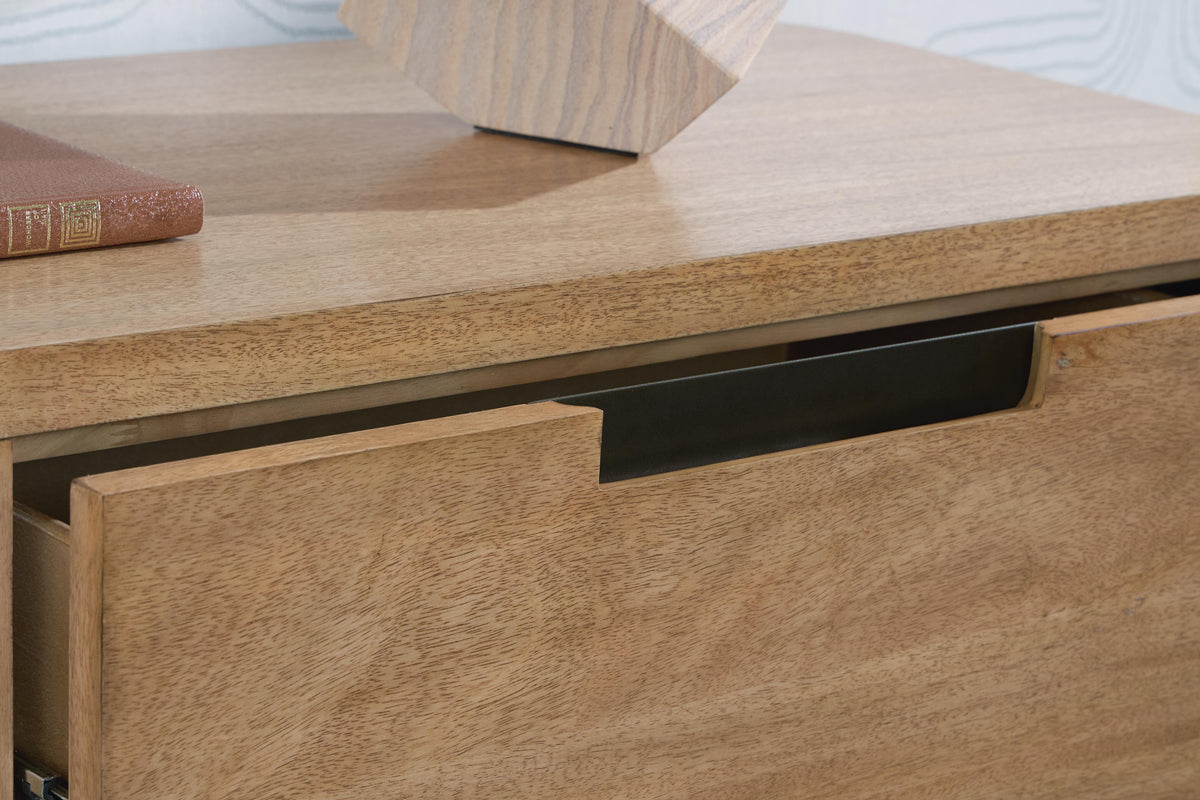 Pamaria Chest of Drawers