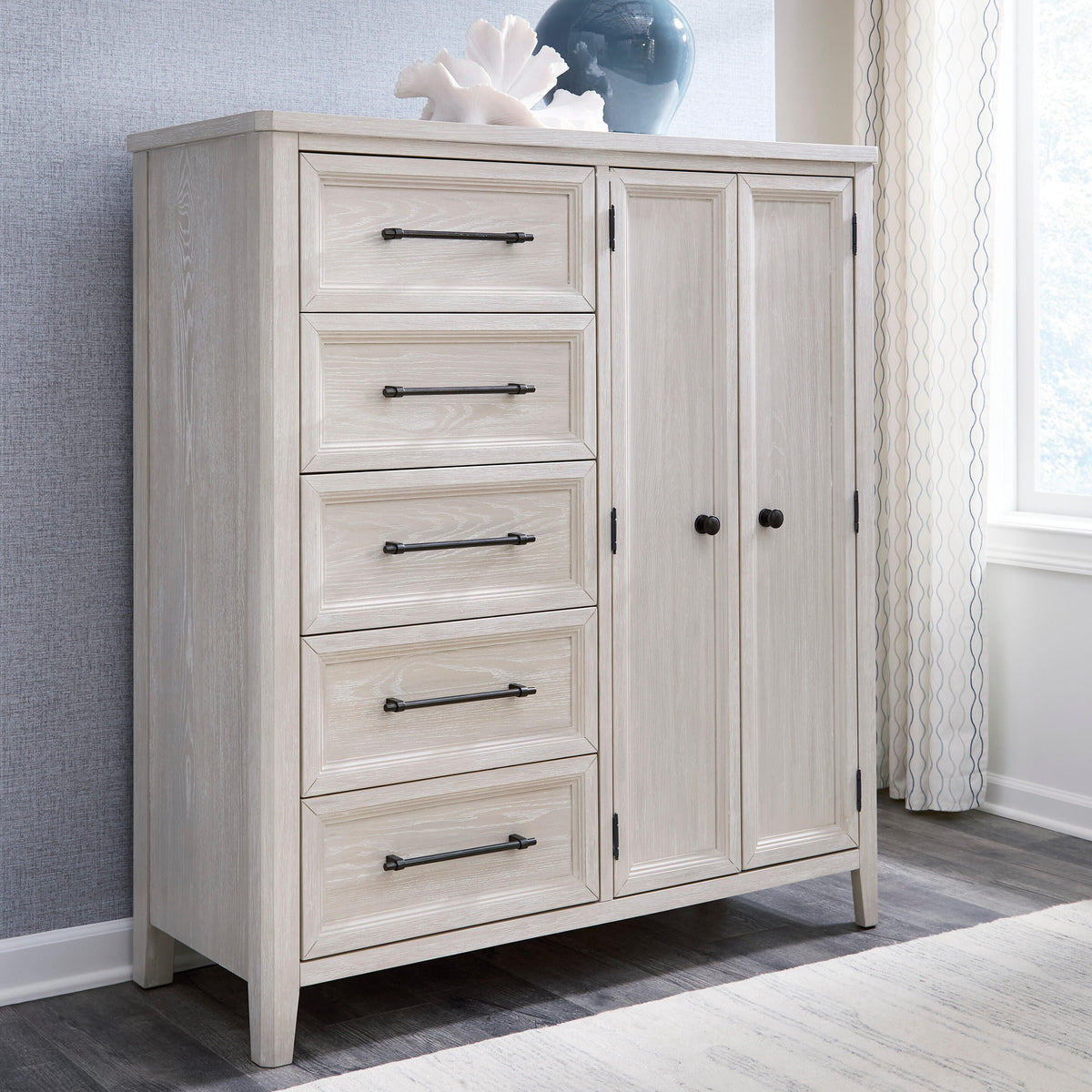 Darbonton Door Chest