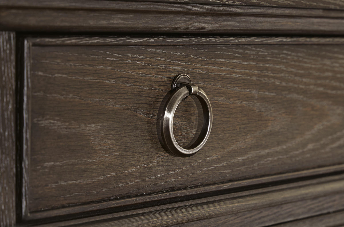 Wickenger Chest of Drawers
