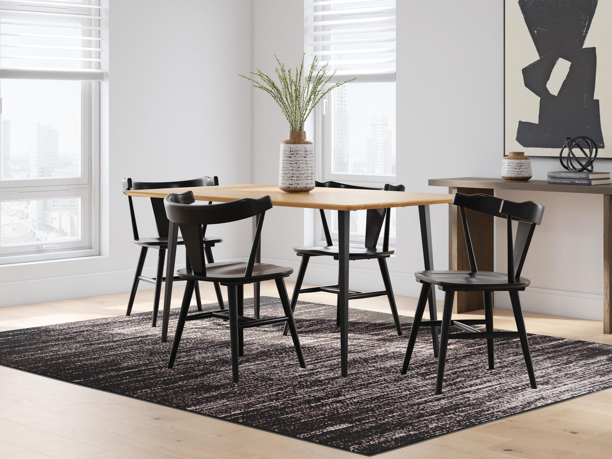 Gretlynn Dining Table and 4 Chairs