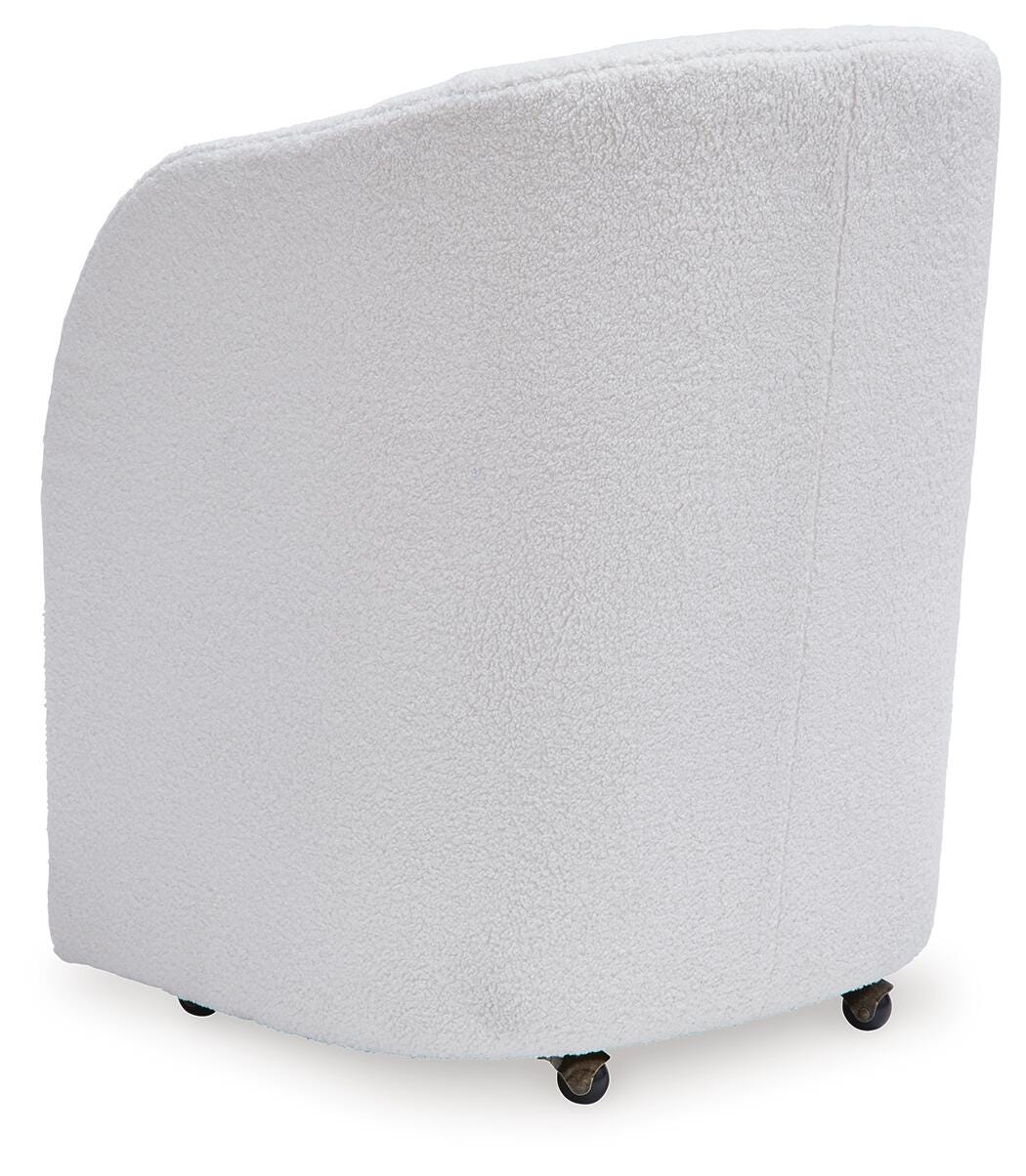 Rowanbeck Dining Chair