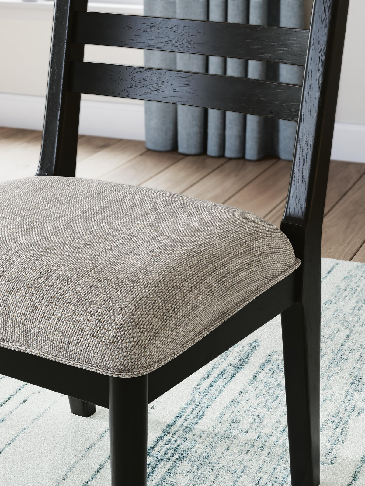 Greddinton Dining Chair (Set of 2)