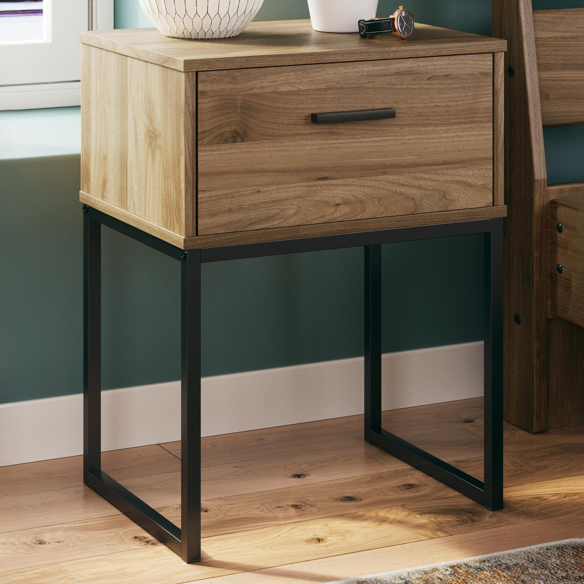 Deanlow Nightstand