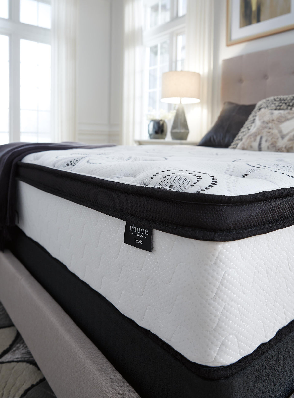 Chime 12 Inch Hybrid King Mattress in a Box