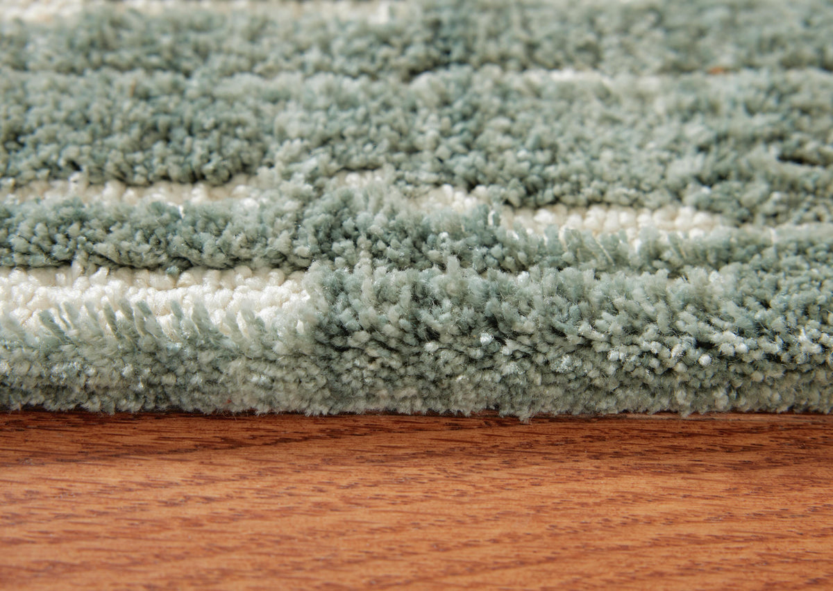 Cayworth 8' x 10' Rug