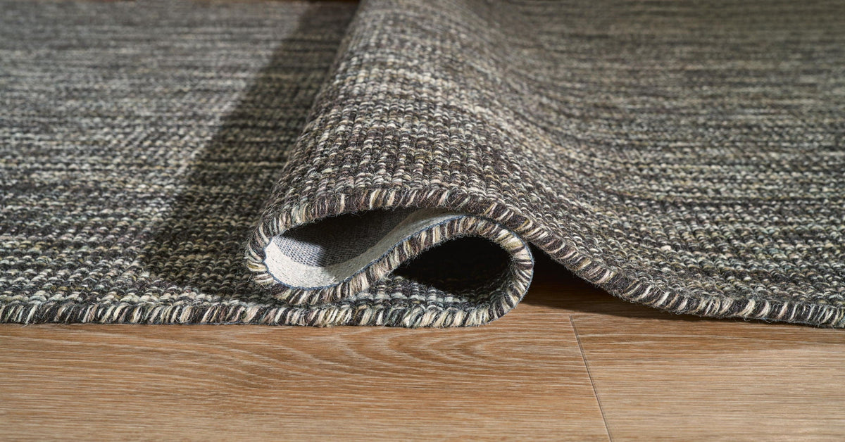 Ashley Terrian rug – texture and edge detail