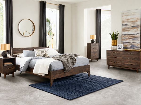 Calverson Mocha Queen Panel Platform Bedroom Set
