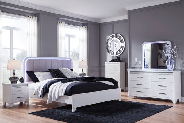 Jarlee White Upholstered Panel Bedroom Set