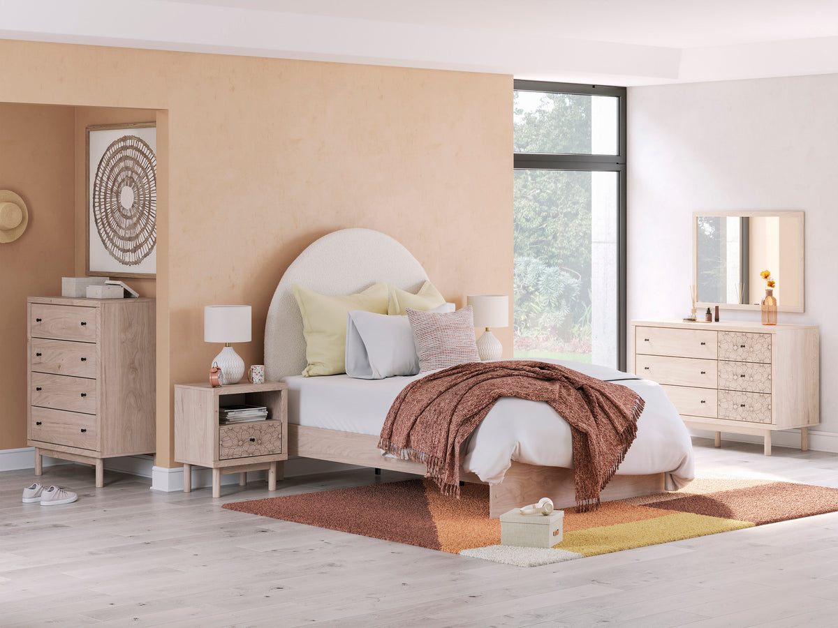 Arloster Tan/White Upholstered Platform Youth Bedroom Set