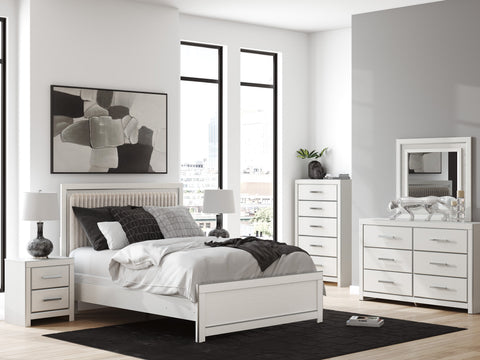 Zuraleus White Upholstered Panel Bedroom Set