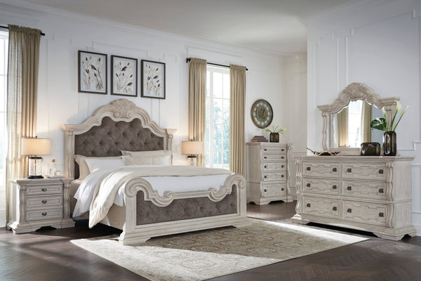 Bruchandi Antique White Upholstered Panel Bedroom Set