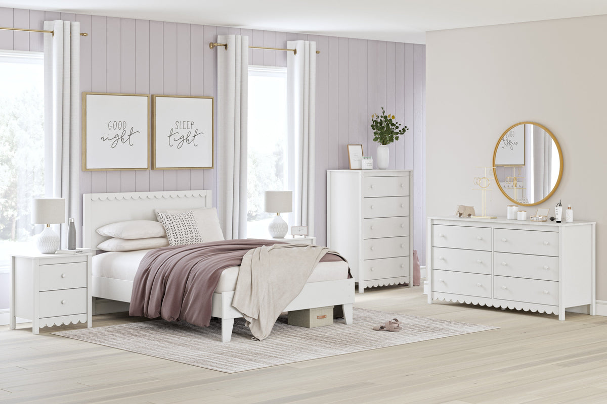 Hallityn White Youth Platform Bedroom Set