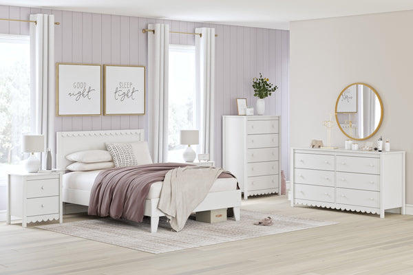 Hallityn White Youth Platform Bedroom Set