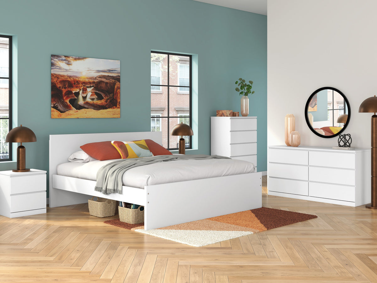 Onita White Panel Platform Bedroom Set