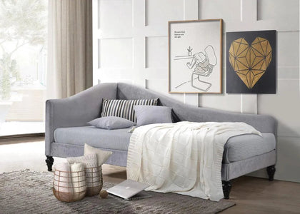 Mary Velvet Daybed | Olivia Furniture image 1